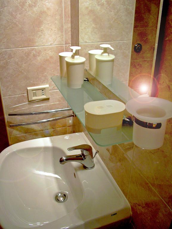 Bed and breakfast Galilei 2*